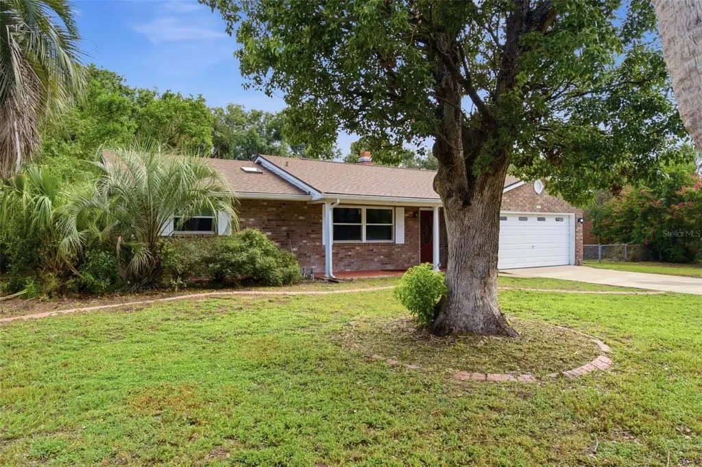 5118 Magnolia Terrace Fruitland Park FL 34731