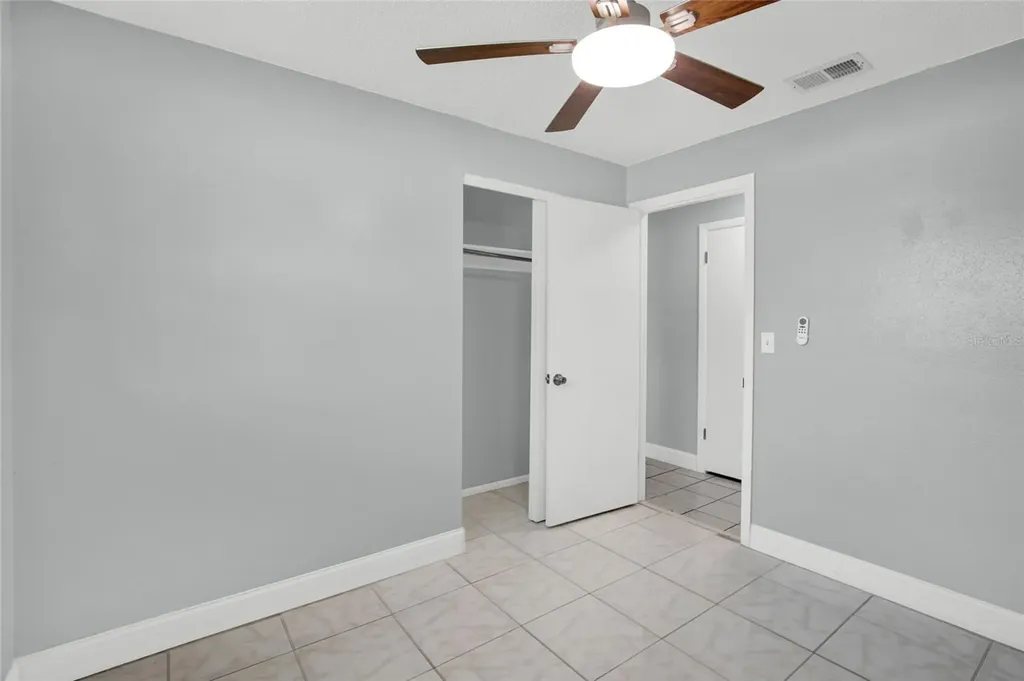 4822 Okeefe Street Orlando FL 32808