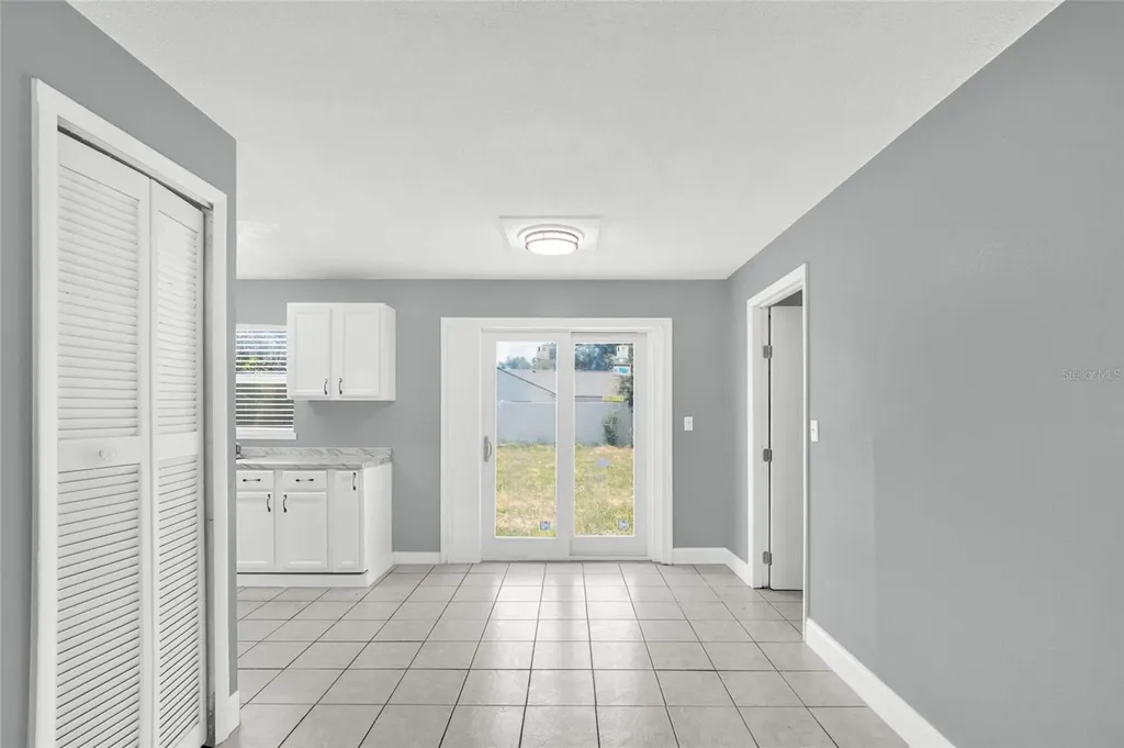 4822 Okeefe Street Orlando FL 32808
