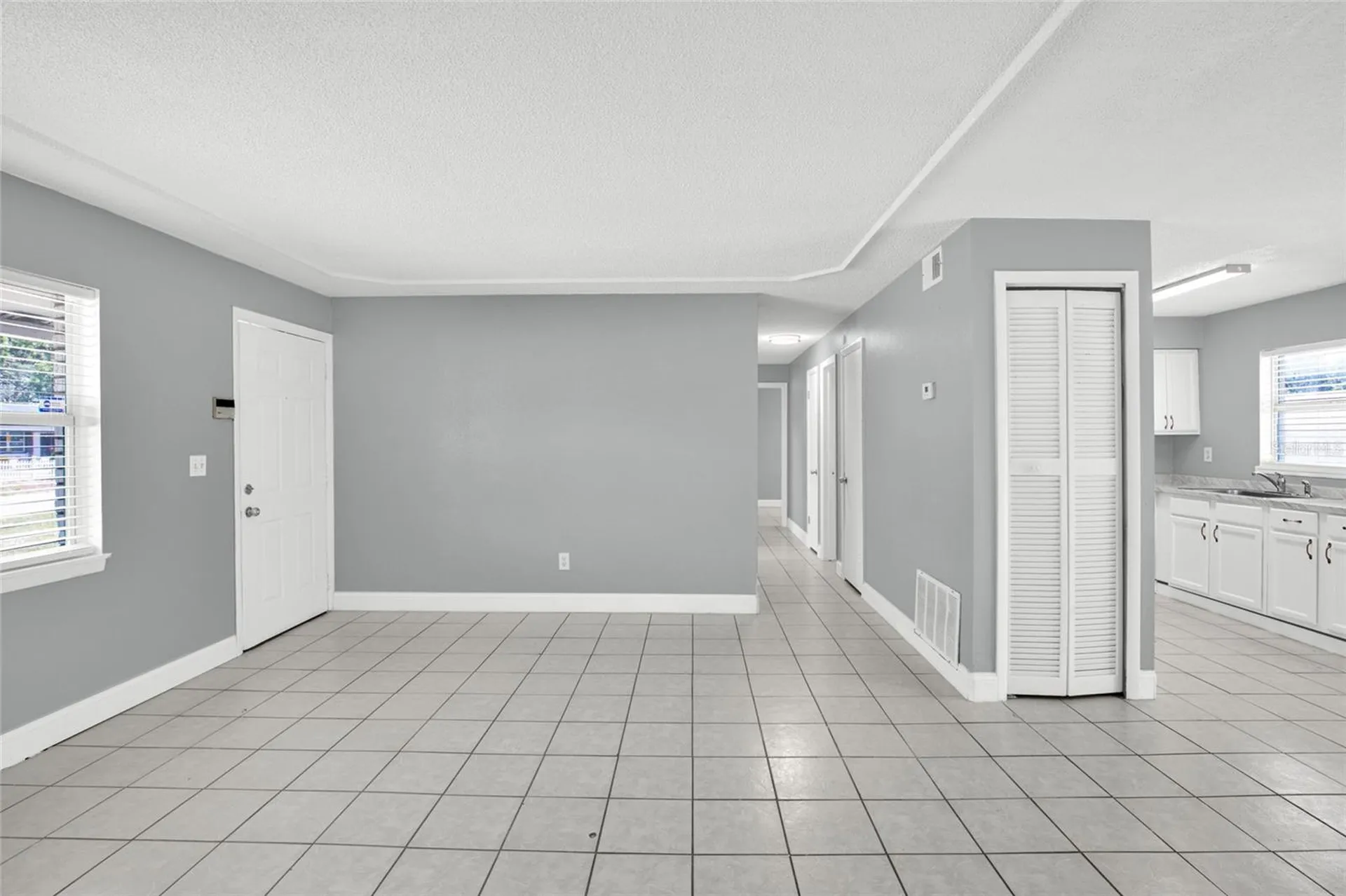 4822 Okeefe Street Orlando FL 32808
