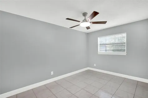 4822 Okeefe Street Orlando FL 32808