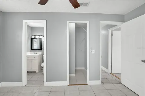 4822 Okeefe Street Orlando FL 32808