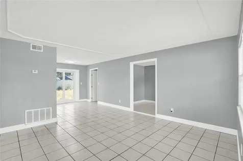 4822 Okeefe Street Orlando FL 32808