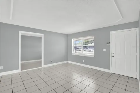 4822 Okeefe Street Orlando FL 32808