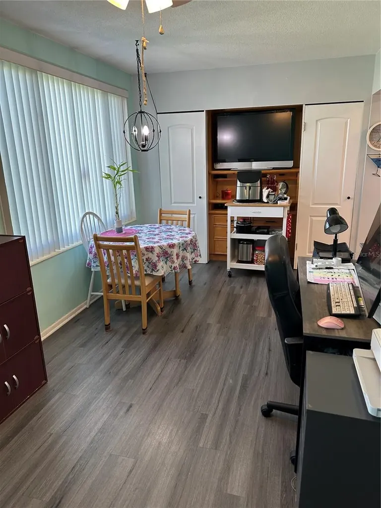 2448 Columbia Drive Clearwater FL 33763