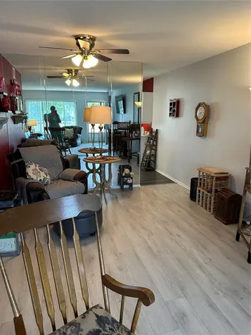 2448 Columbia Drive Clearwater FL 33763