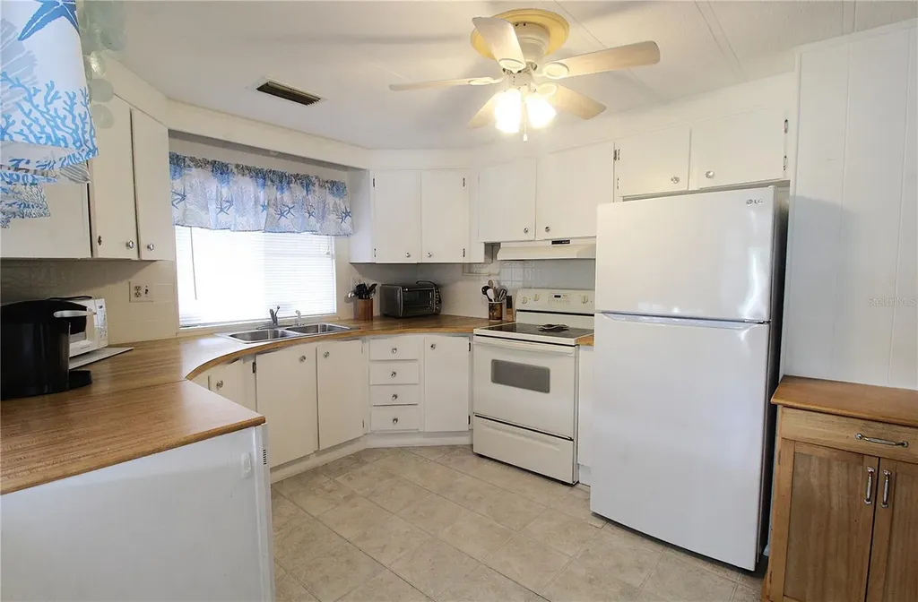 607 Cervina Drive Venice FL 34285