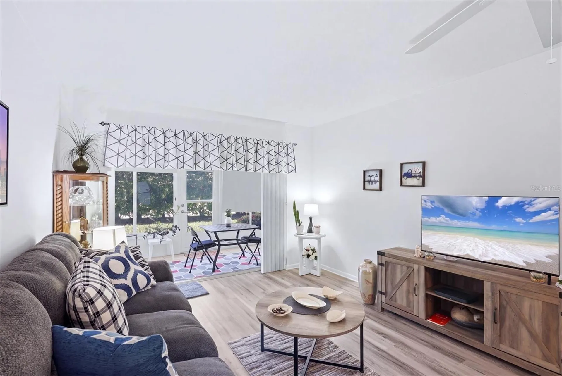 3950 Roxane Boulevard Sarasota FL 34235