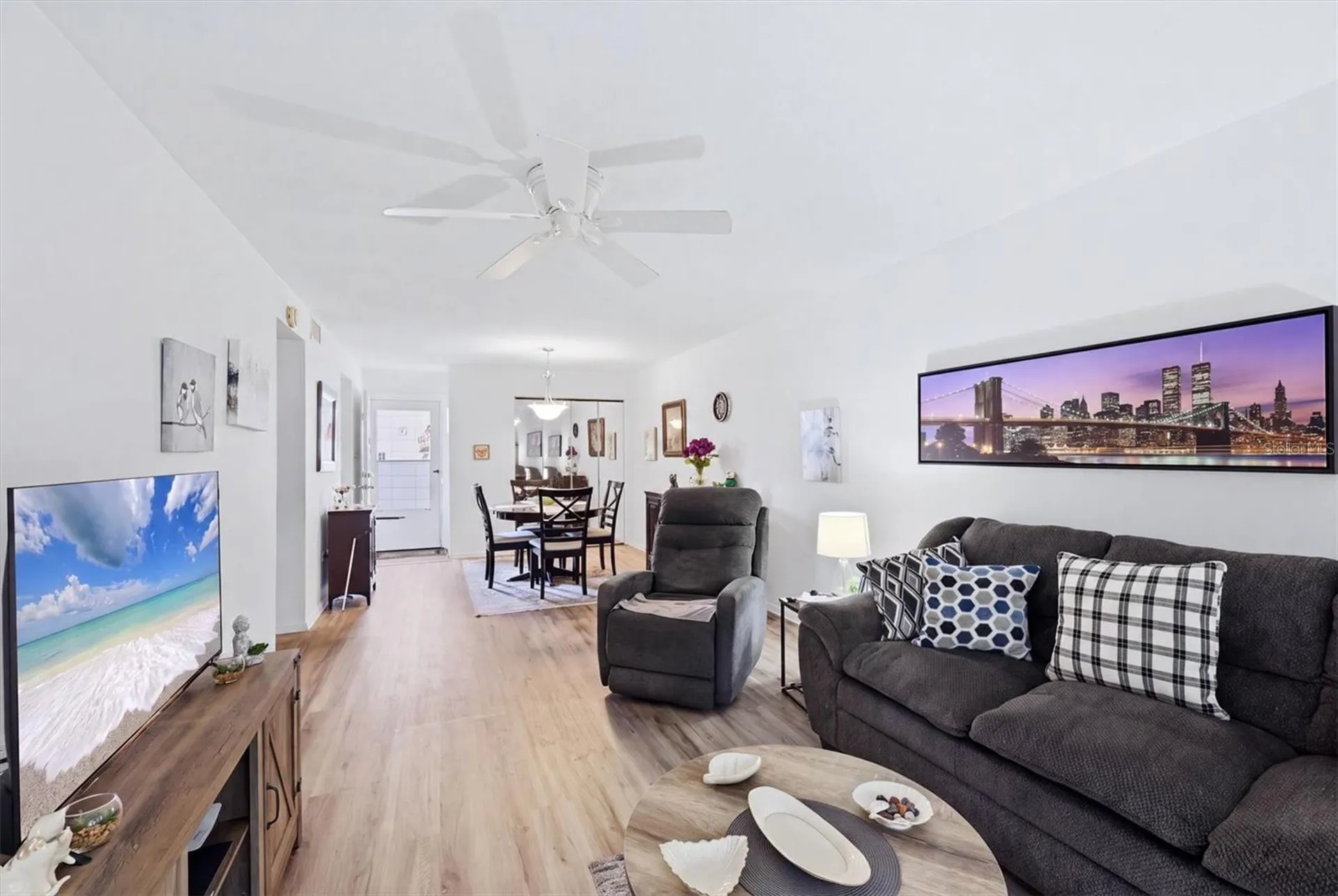 3950 Roxane Boulevard Sarasota FL 34235