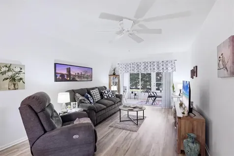 3950 Roxane Boulevard Sarasota FL 34235