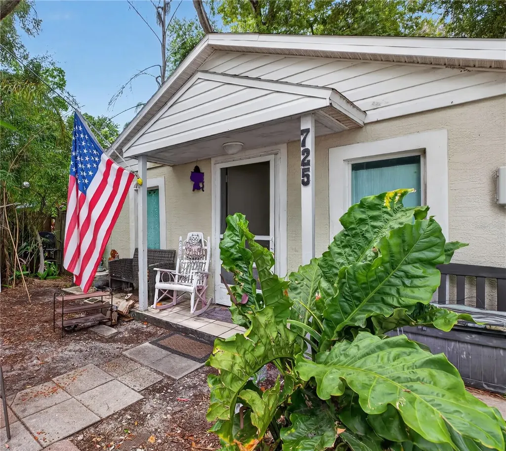 725 New York Street Clearwater FL 33756