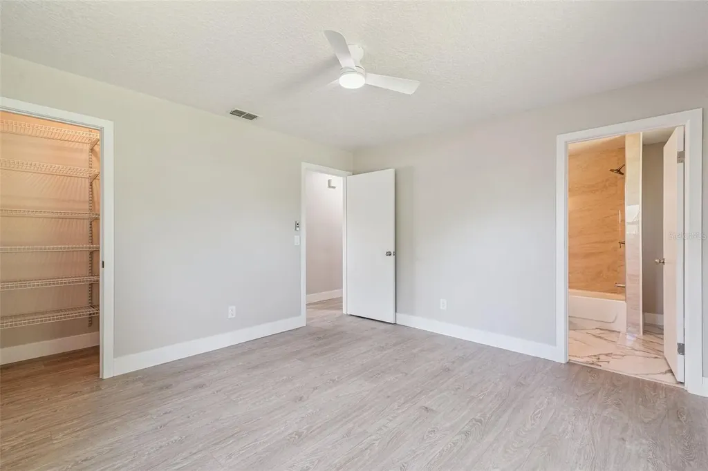 324 Queen Avenue Oviedo FL 32765