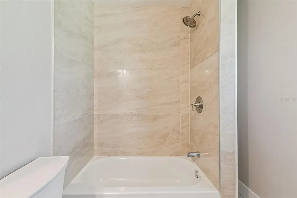 324 Queen Avenue Oviedo FL 32765