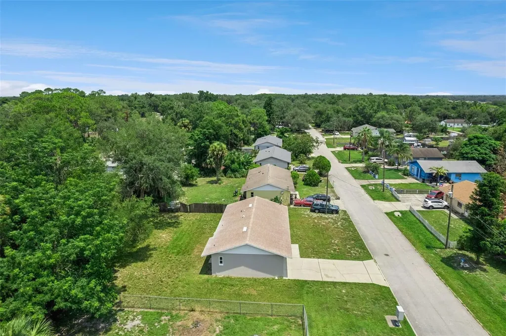 324 Queen Avenue Oviedo FL 32765