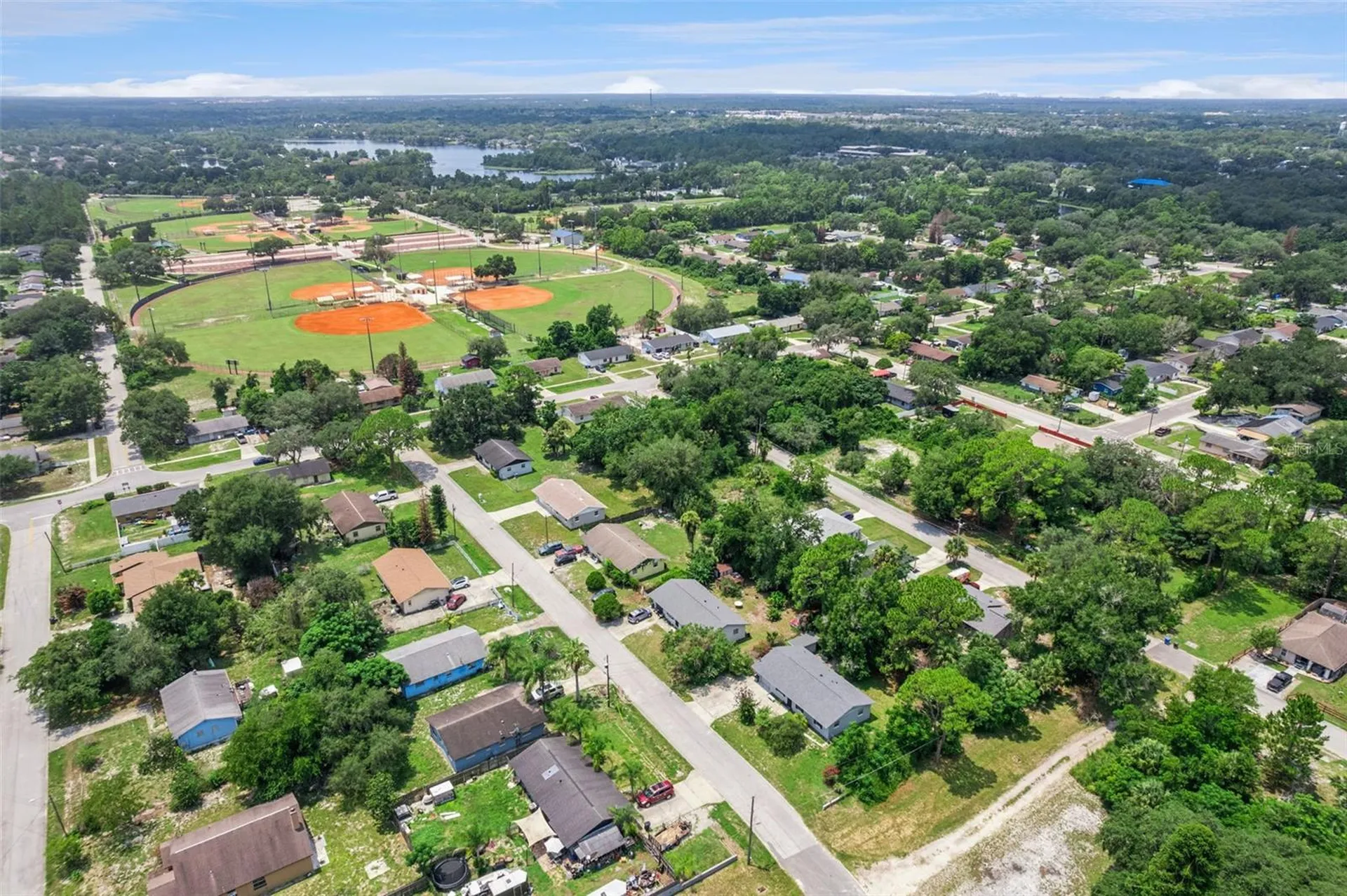 324 Queen Avenue Oviedo FL 32765