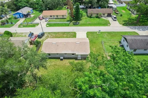 324 Queen Avenue Oviedo FL 32765