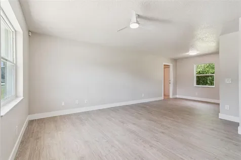 324 Queen Avenue Oviedo FL 32765