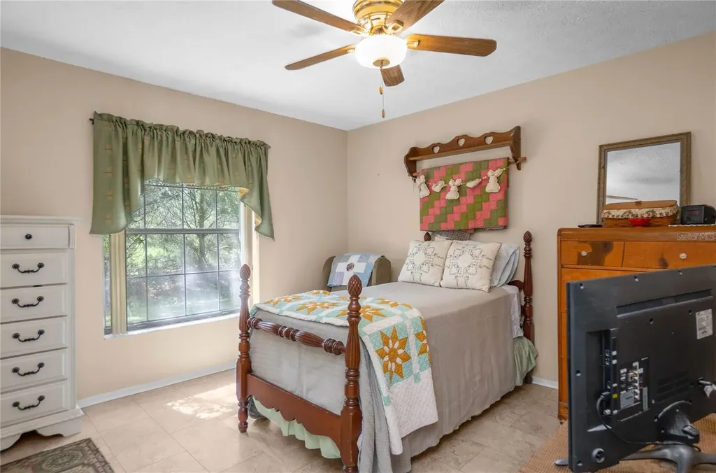 10407 S Drew Bryant Circle Floral City FL 34436
