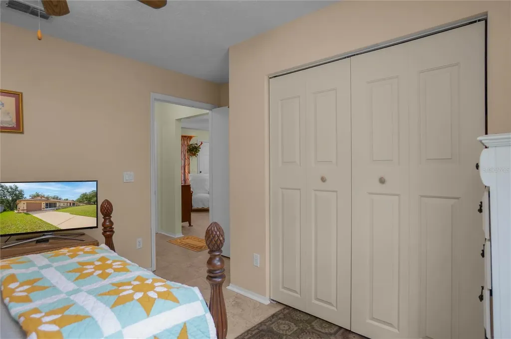 10407 S Drew Bryant Circle Floral City FL 34436