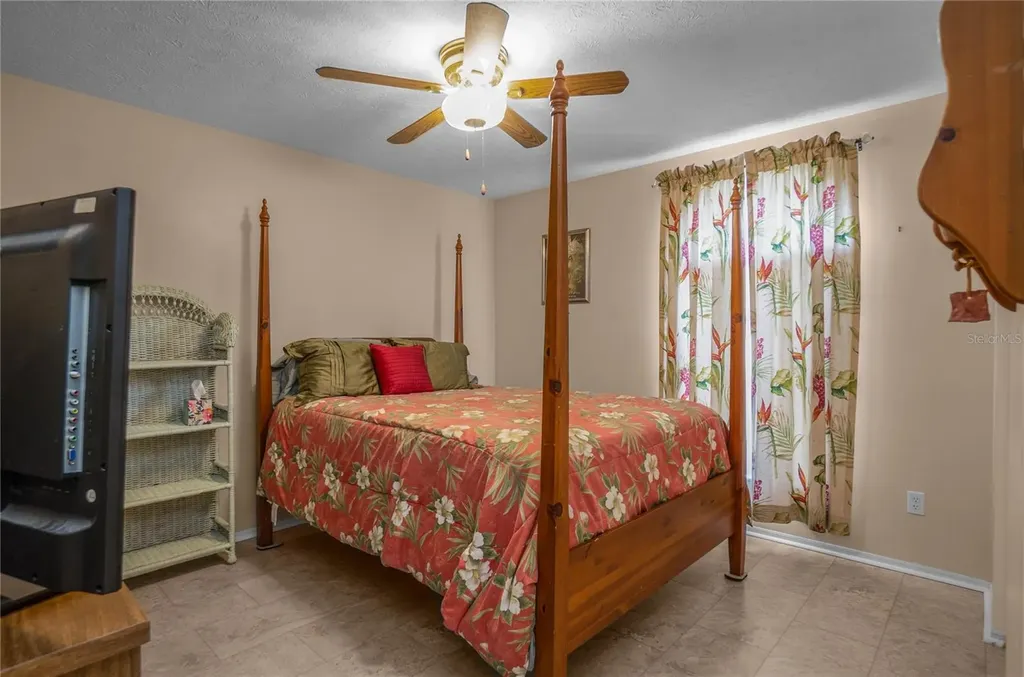 10407 S Drew Bryant Circle Floral City FL 34436