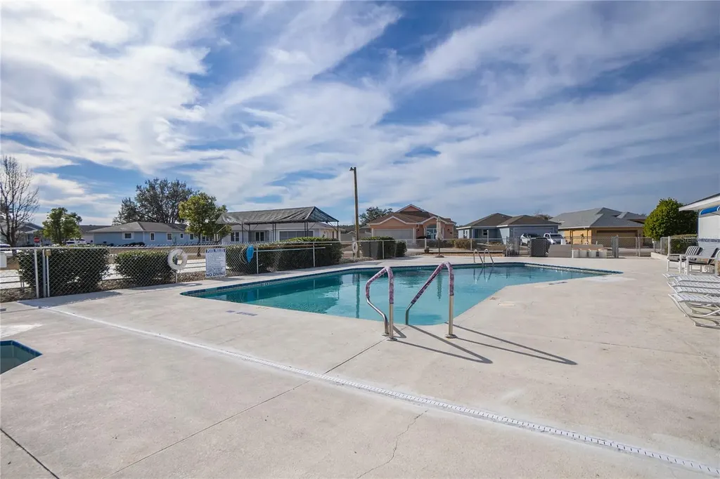 10407 S Drew Bryant Circle Floral City FL 34436