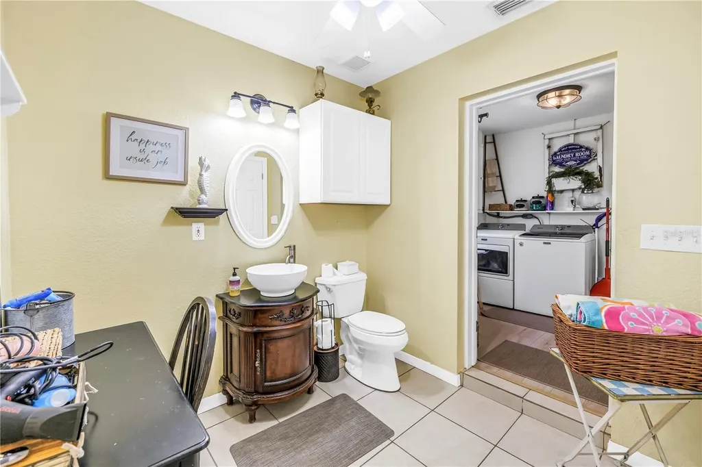 5891 33rd Avenue N St Petersburg FL 33710