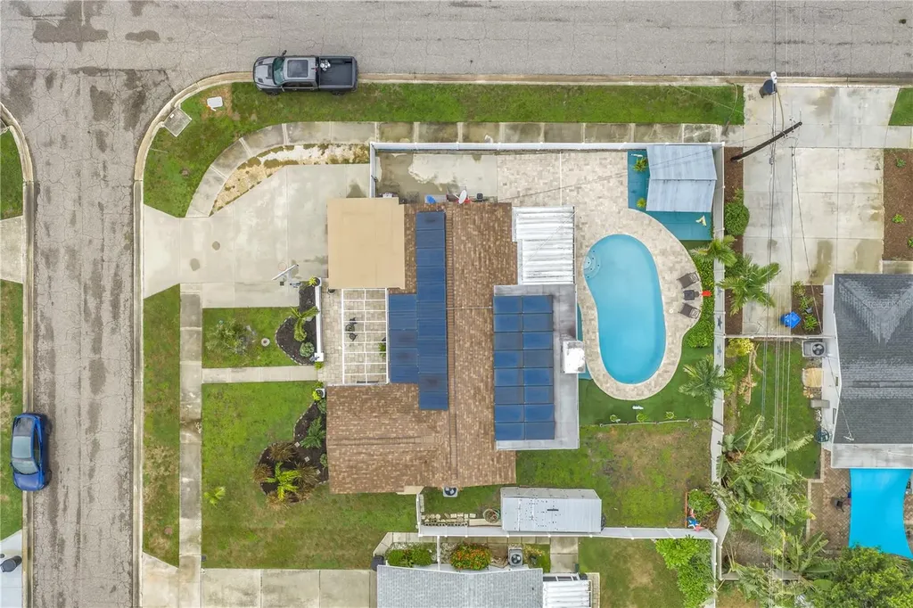 5891 33rd Avenue N St Petersburg FL 33710