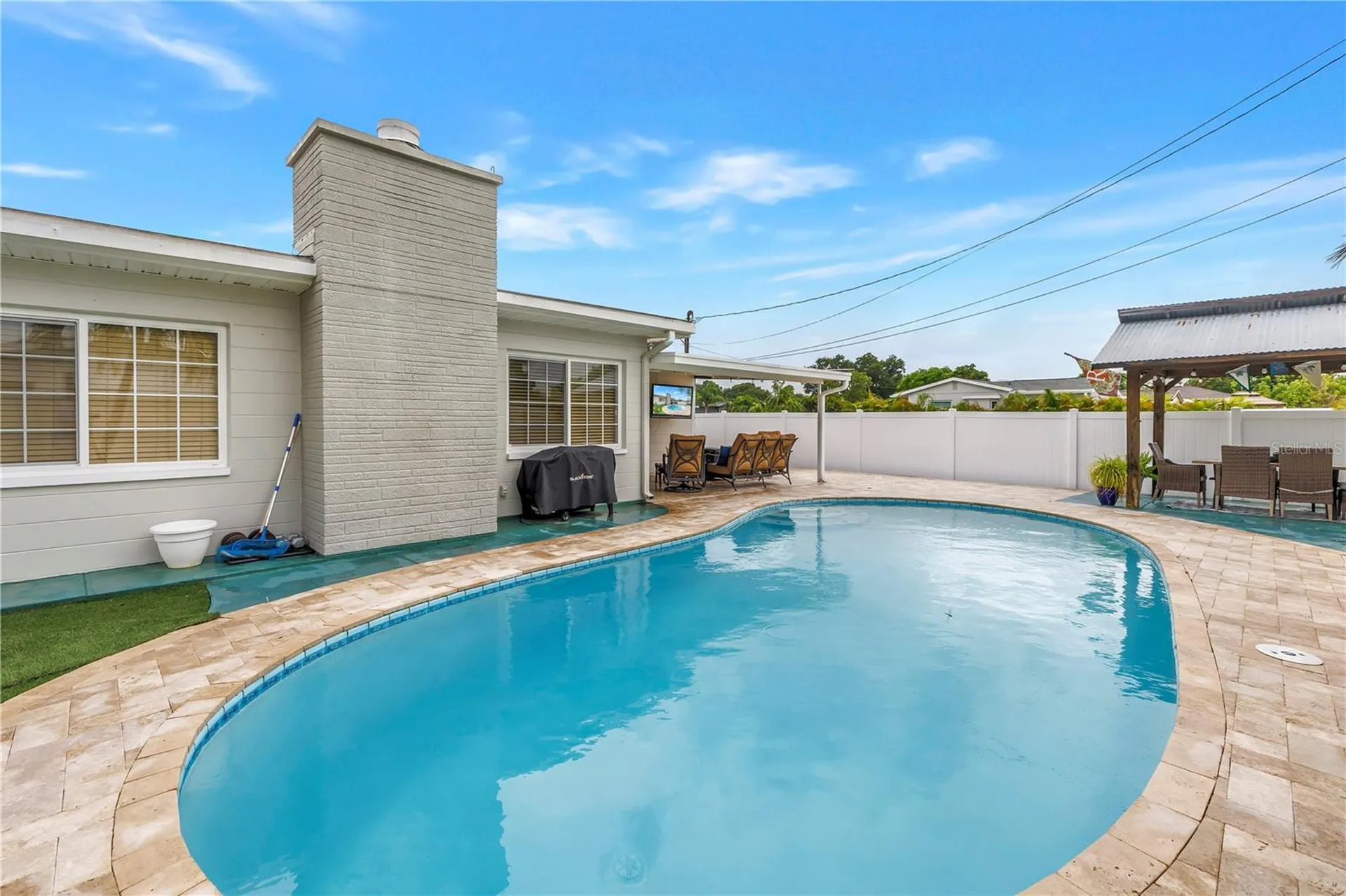 5891 33rd Avenue N St Petersburg FL 33710