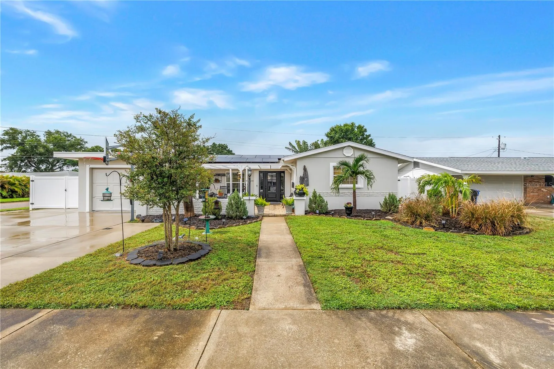 5891 33rd Avenue N St Petersburg FL 33710