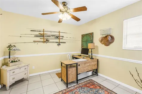 5891 33rd Avenue N St Petersburg FL 33710
