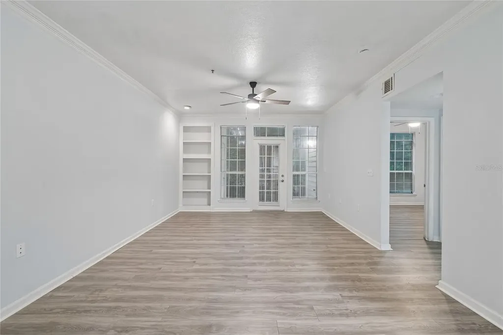 5211 Bay Club Circle Tampa FL 33607