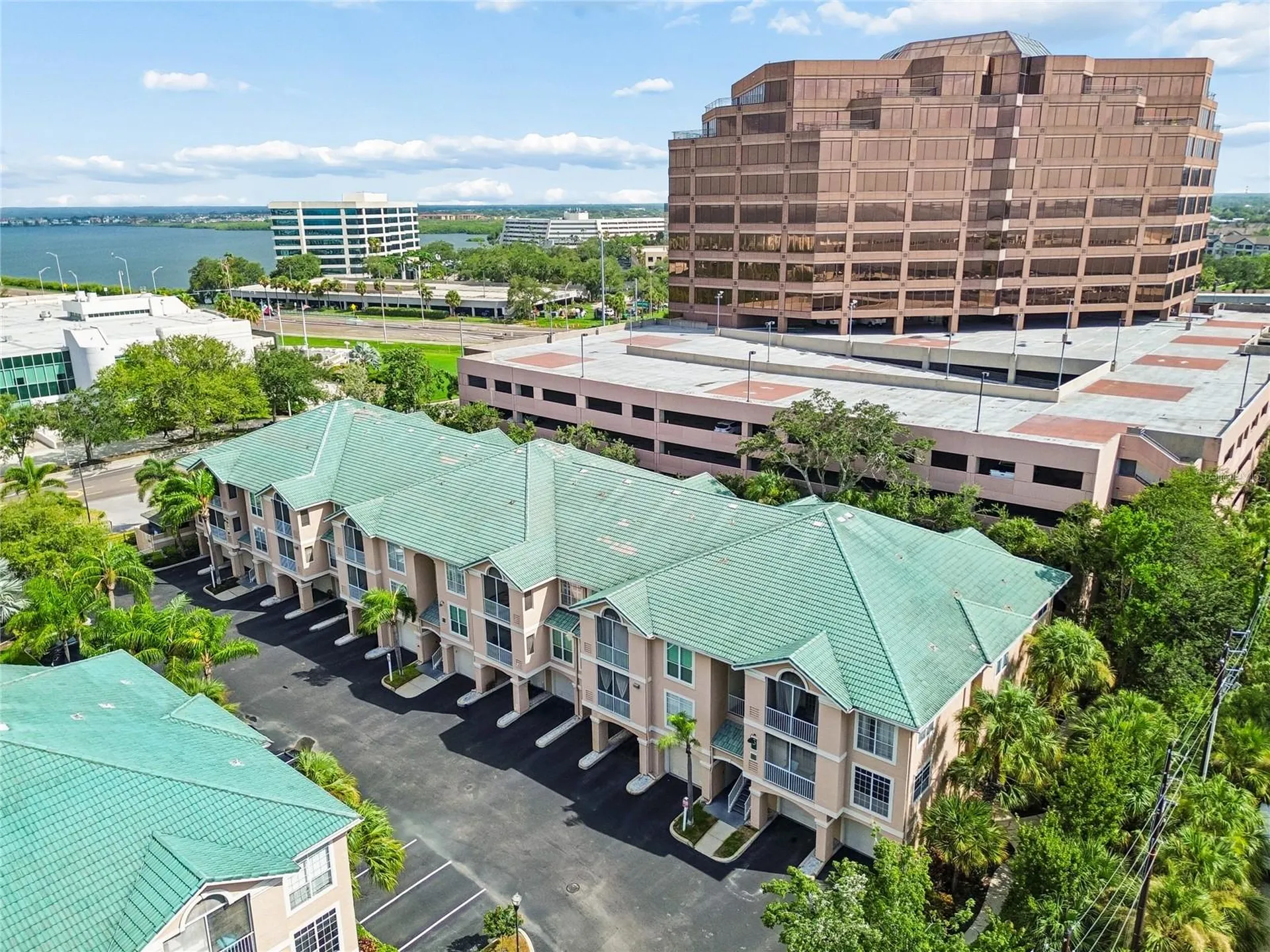 5211 Bay Club Circle Tampa FL 33607