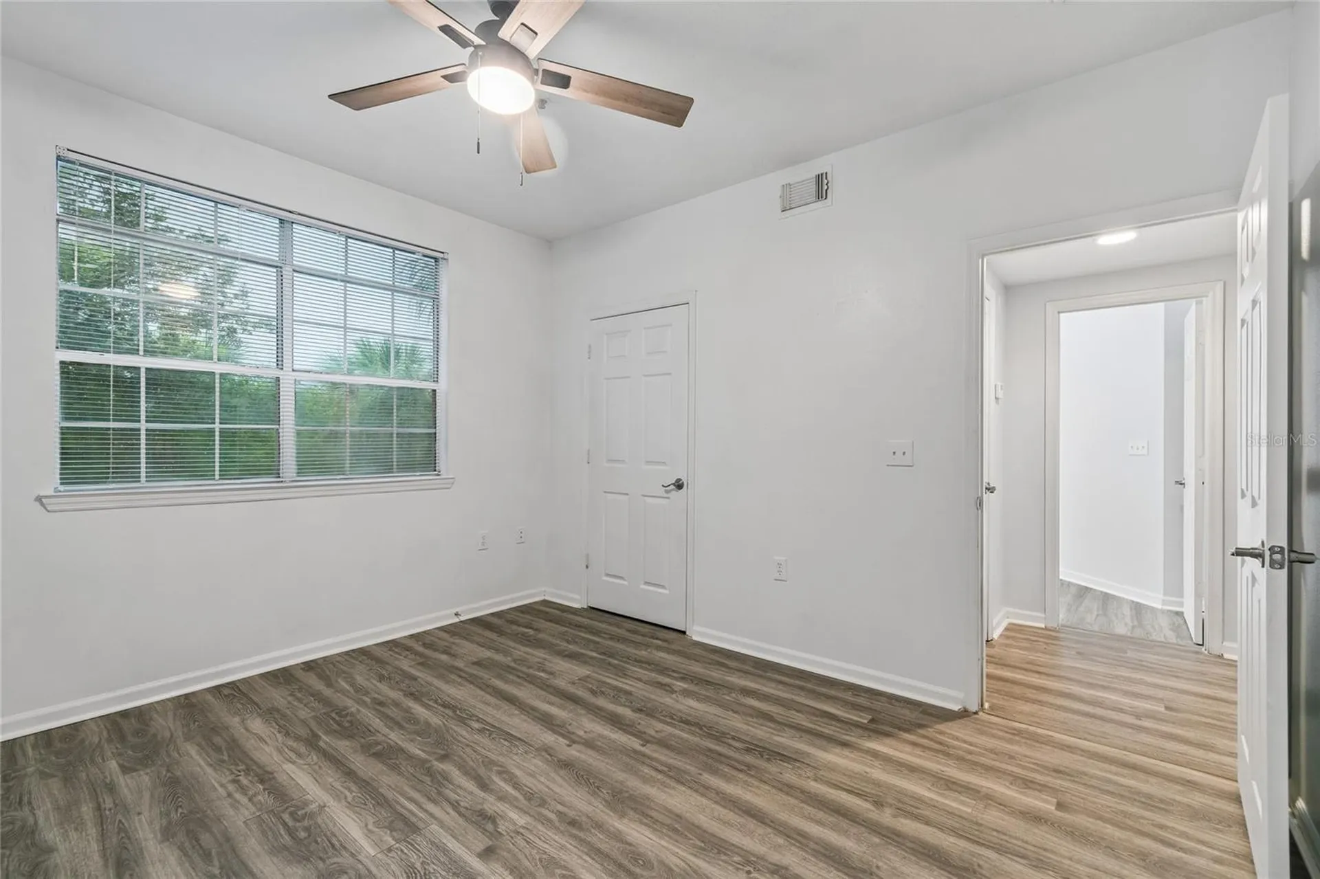 5211 Bay Club Circle Tampa FL 33607