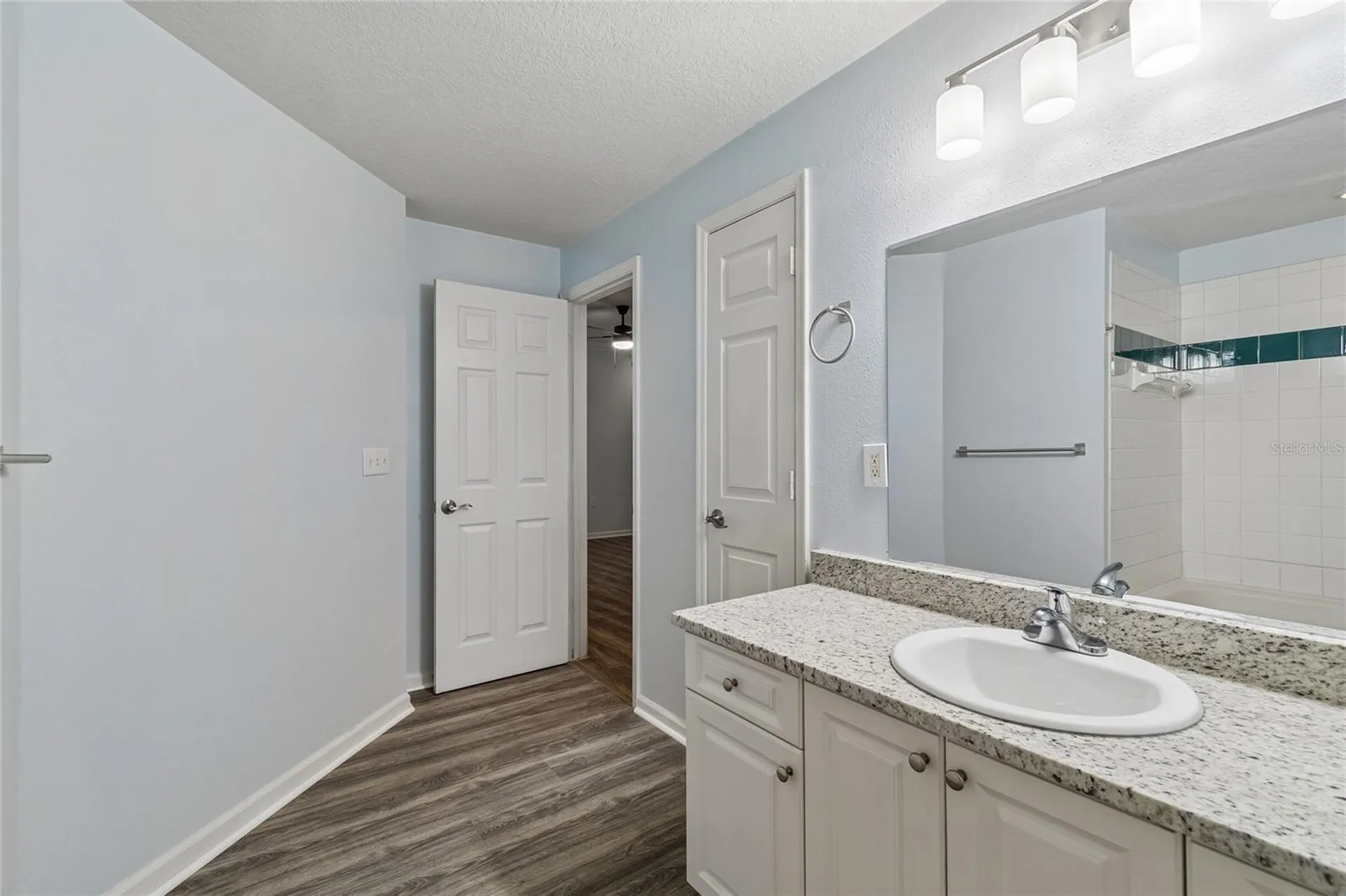 5211 Bay Club Circle Tampa FL 33607