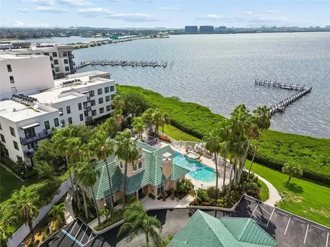 5211 Bay Club Circle Tampa FL 33607