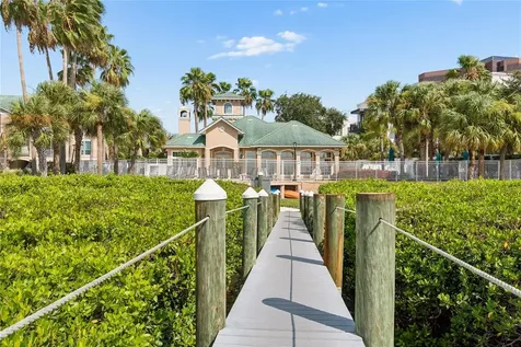 5211 Bay Club Circle Tampa FL 33607