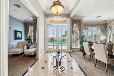5211 Bay Club Circle Tampa FL 33607