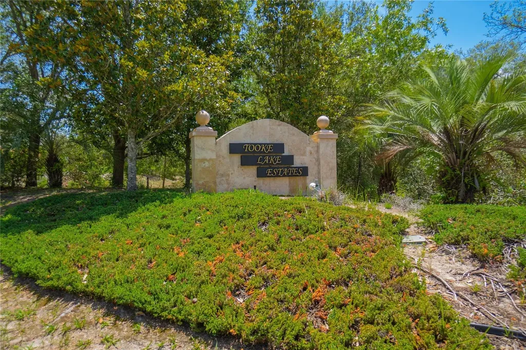 10446 Scenic Lake Drive Weeki Wachee FL 34613