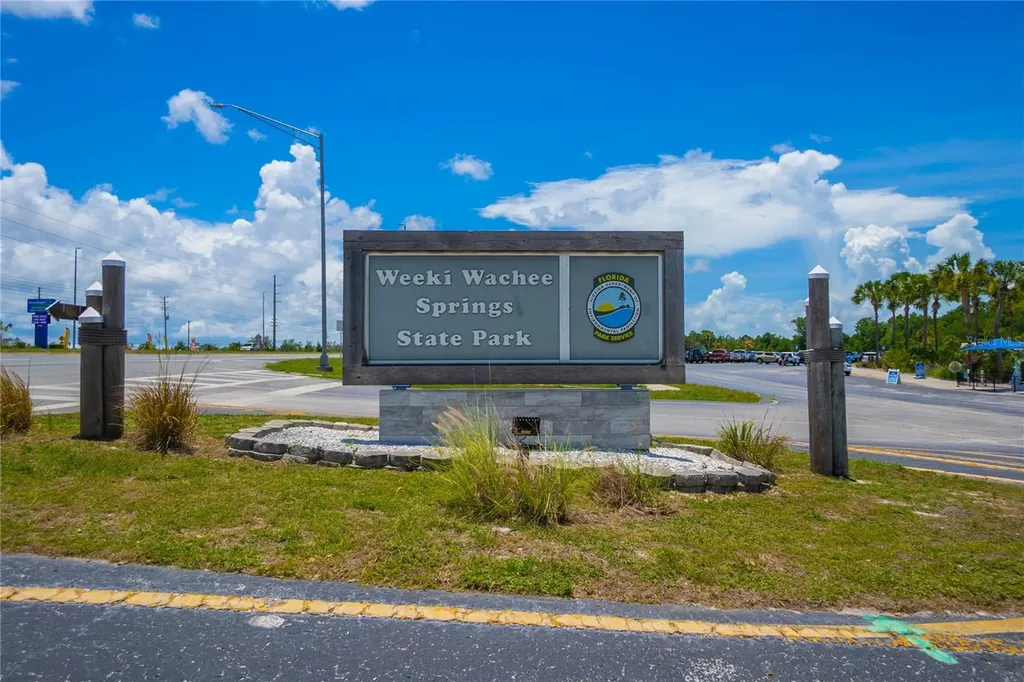 10446 Scenic Lake Drive Weeki Wachee FL 34613