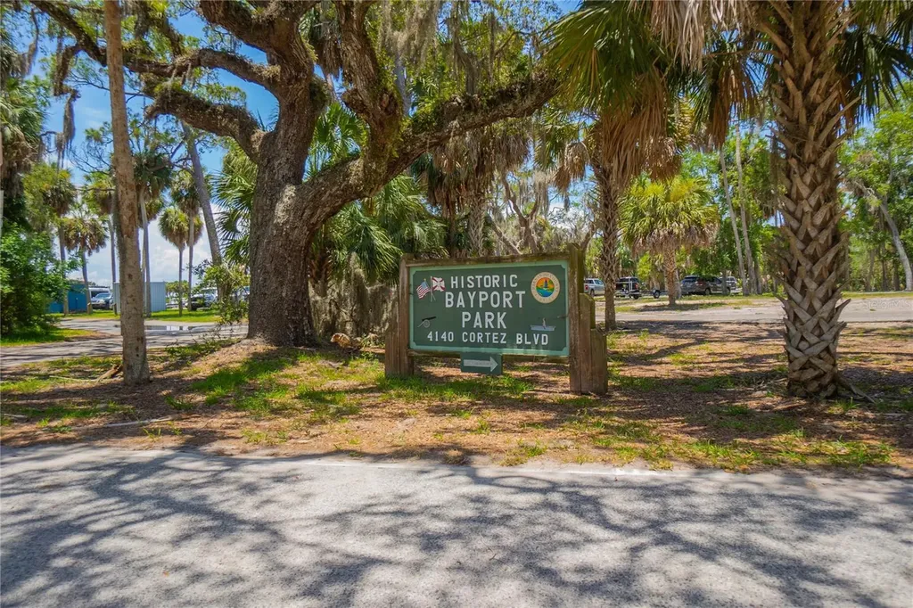 10446 Scenic Lake Drive Weeki Wachee FL 34613