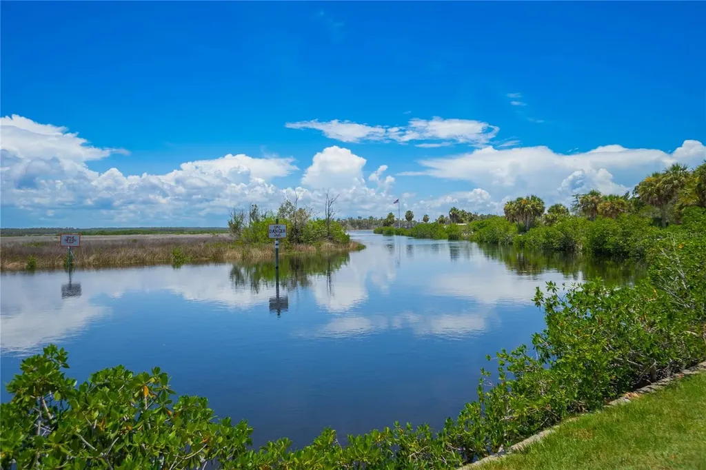 10446 Scenic Lake Drive Weeki Wachee FL 34613