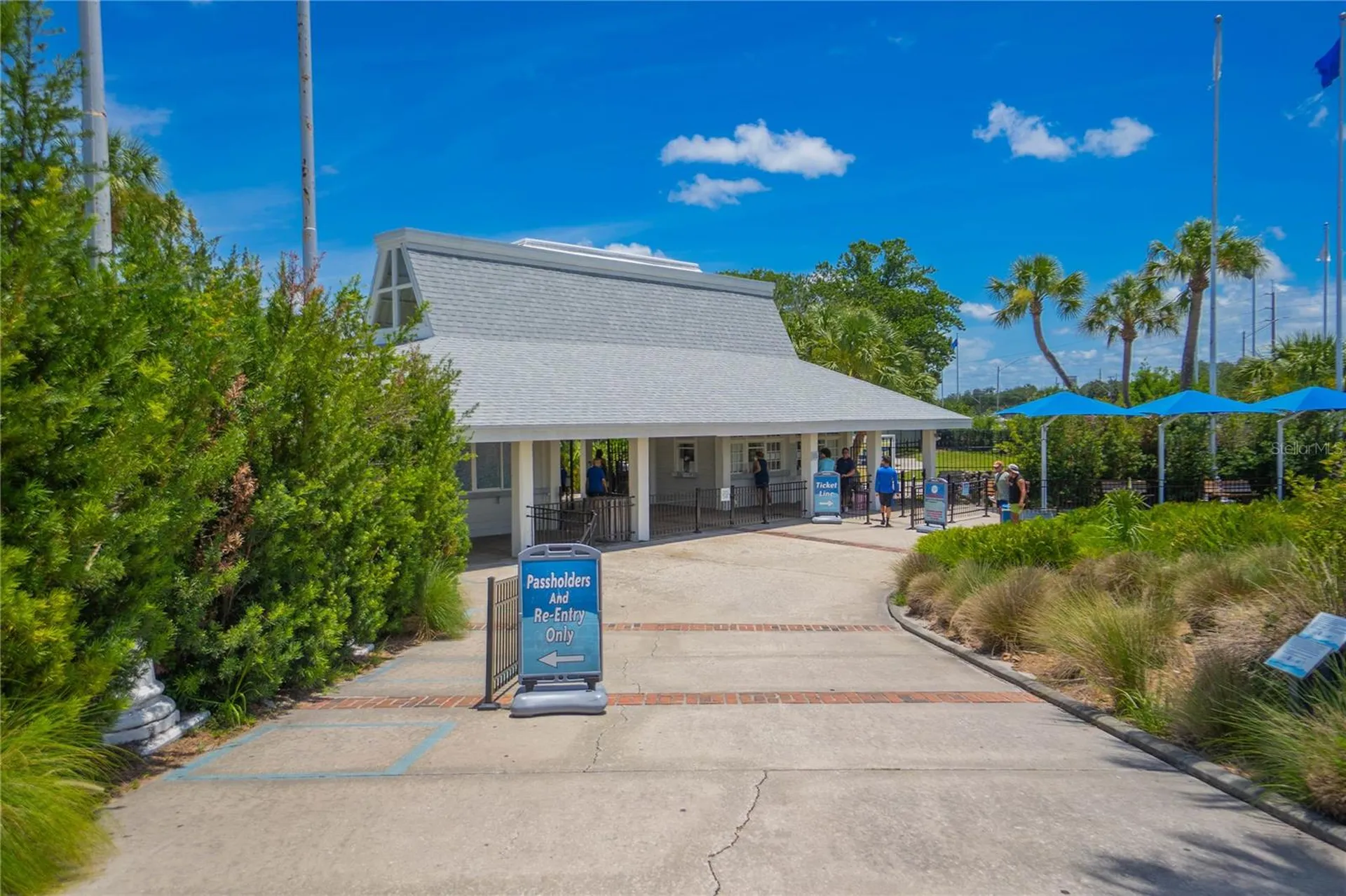 10446 Scenic Lake Drive Weeki Wachee FL 34613