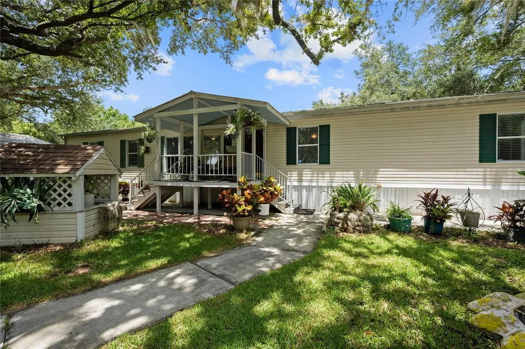 34945 Buck Road Zephyrhills FL 33541