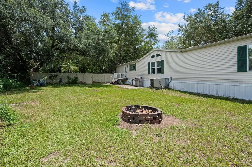 34945 Buck Road Zephyrhills FL 33541