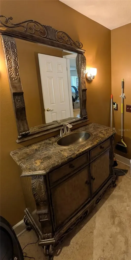 2041 Crowley Circle W Longwood FL 32779
