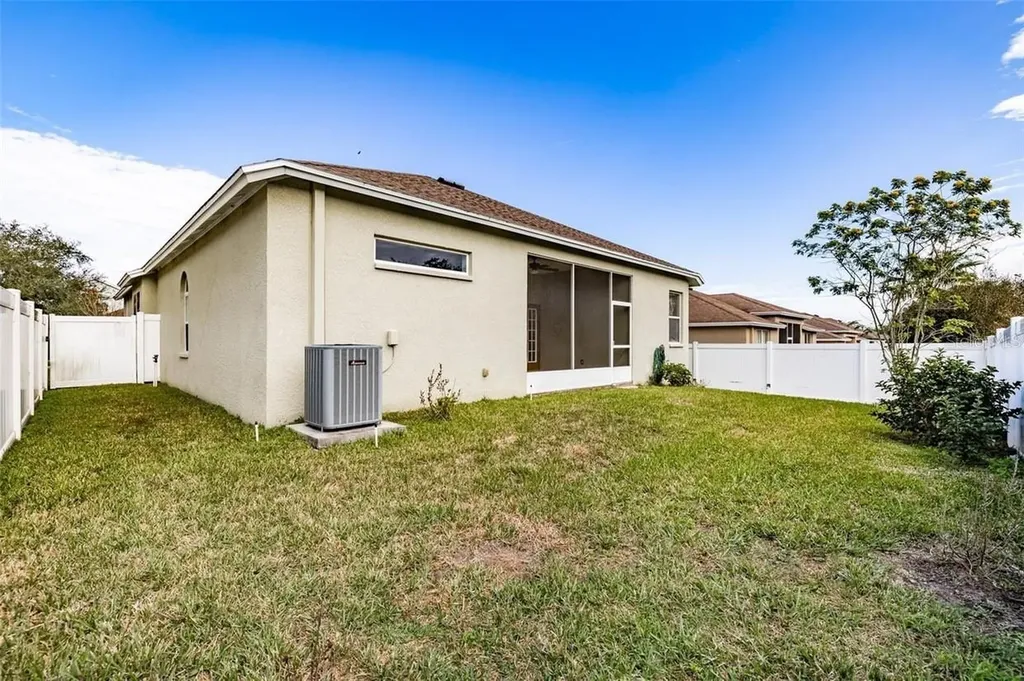 405 Fern Gulley Drive Seffner FL 33584