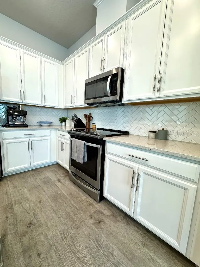 2317 Lindstrom Street Sarasota FL 34237