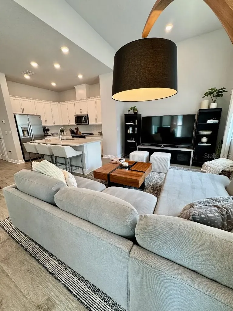 2317 Lindstrom Street Sarasota FL 34237