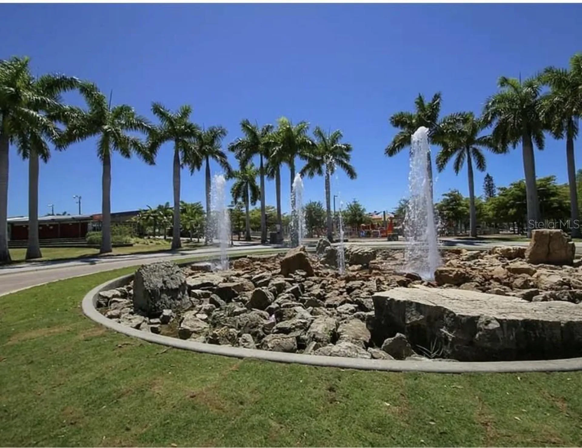 2317 Lindstrom Street Sarasota FL 34237