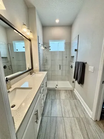2317 Lindstrom Street Sarasota FL 34237